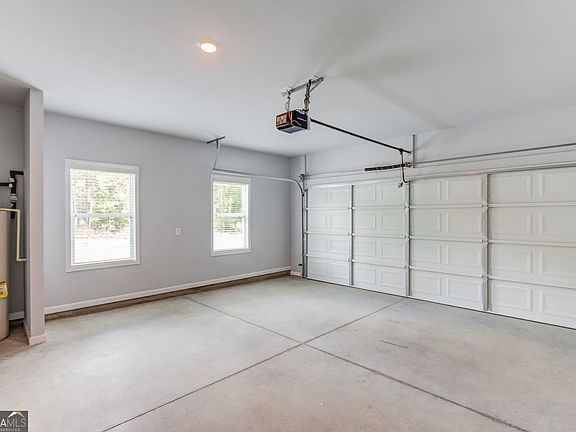 5th image of 267 Cool Springs Rd
