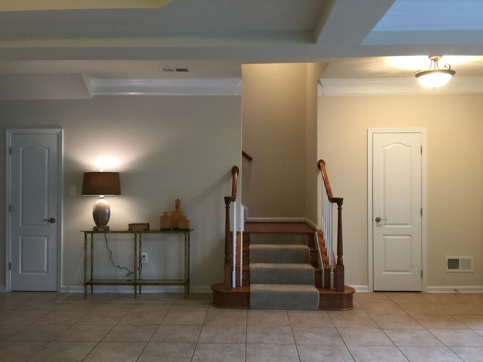 5 bed, 4.5 bath, 3500 sqft, $3,950 — Photo 4