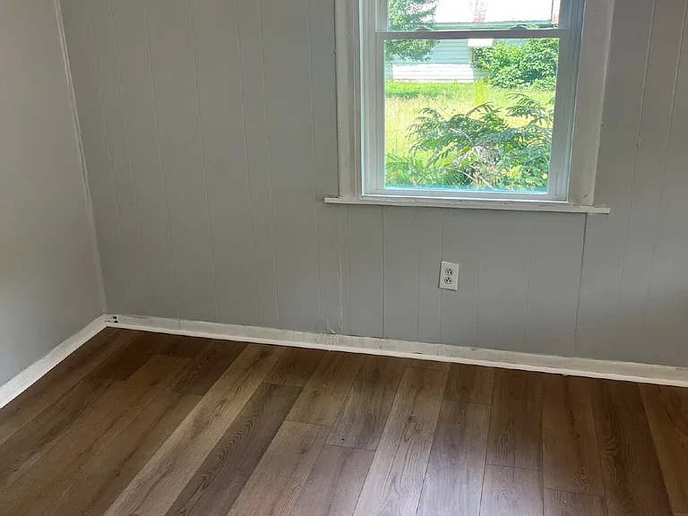 1709 Martin Ave — Photo 7