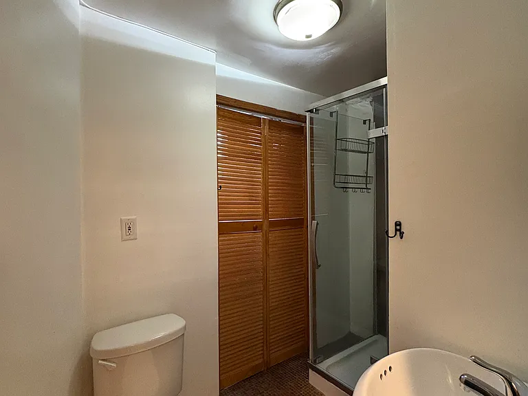 681 4th Ave #2 — Photo 6