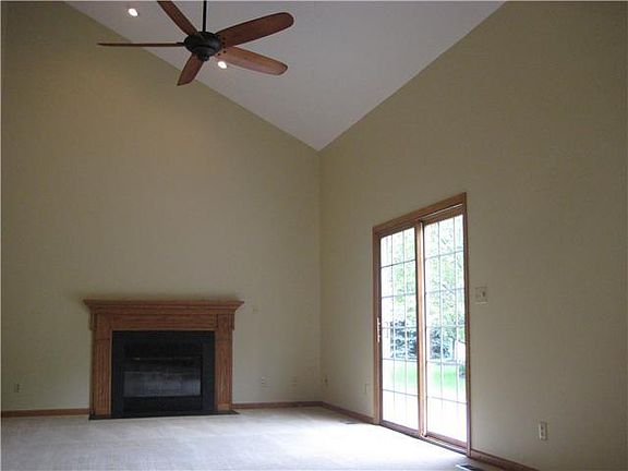 3rd image of 11298 Wyndham Cir