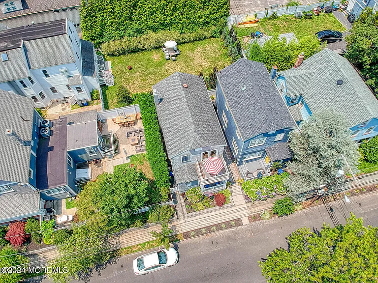 1503 Emory St — Photo 43