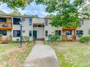 44 Woodland Dr #44, Cromwell, CT 06416