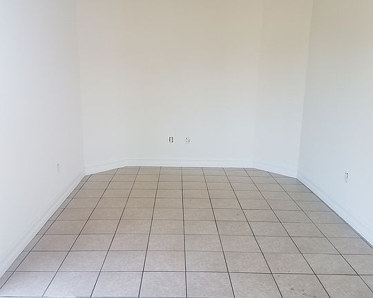 5th image of 1467 S Holt Ave APT 5