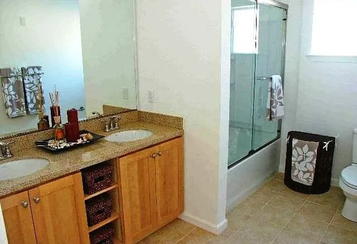 1192 Walker Ave — Photo 5