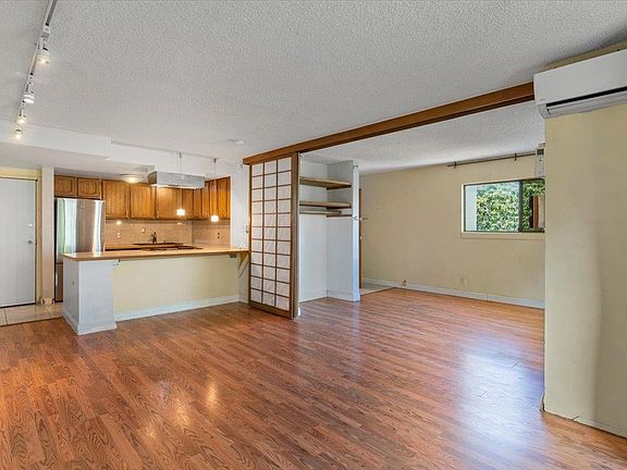 5th image of 2124 Awihi Pl APT 208