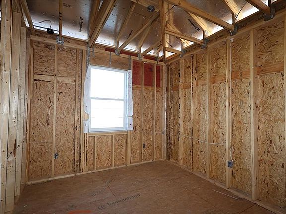 3rd image of 398 Lady Palm St