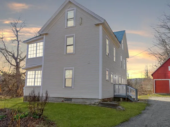 26 Elm Street, Winchester, NH 03470