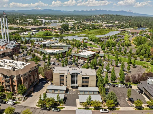 291 SW Bluff Dr Unit 210, Bend, OR 97702