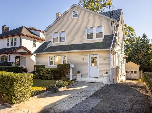 16 Winyah Terrace, New Rochelle, NY 10801