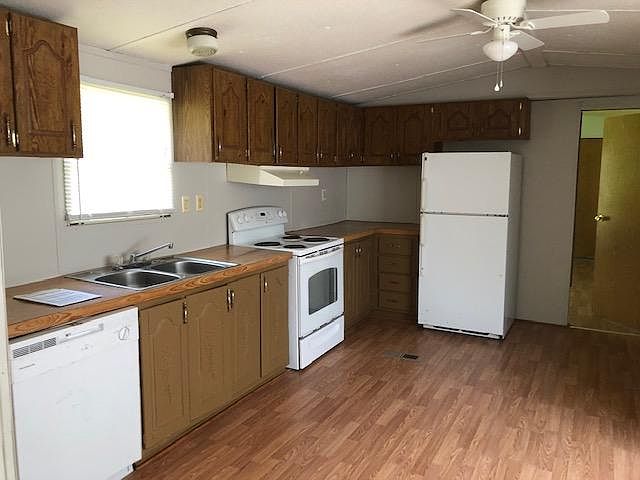 1st image of 105 Kimberly Dr