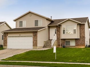 75 E 2100 S, Clearfield, UT 84015