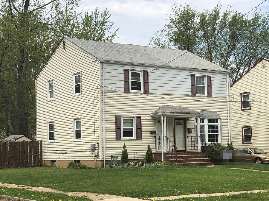2nd image of 229 Windsor Ave