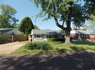 435 Sylvan Springs Rd, Saint Louis, MO 63125