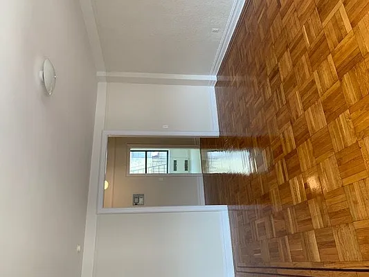 Rented by null | media 8