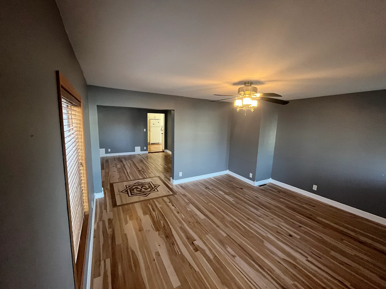 1 bed, 950 sqft, $1,500 — Photo 2