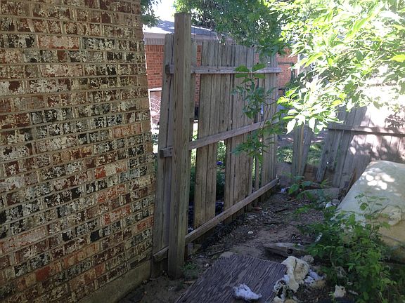 4th image of 1903 SE 12th St