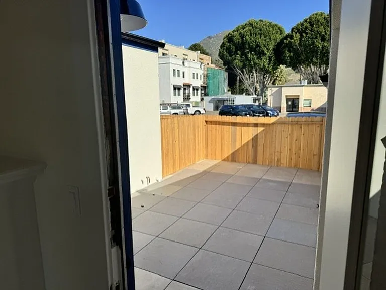 460 Pacific St #A — Photo 14