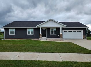 411 Nicholas St, Tomah, WI 54660