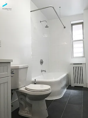Rented by FirstService Realty (legacy) | media 10