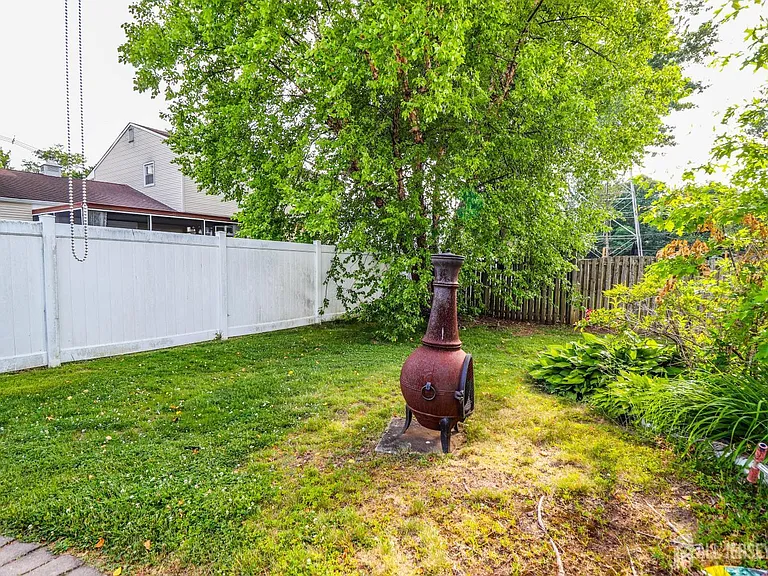 5 Timothy Ct — Photo 29