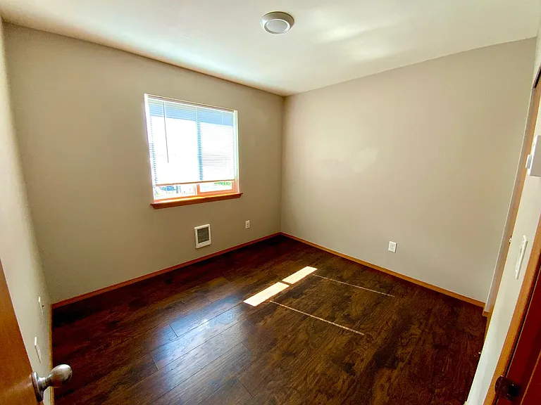 SEA 3508 S 45th — Photo 12