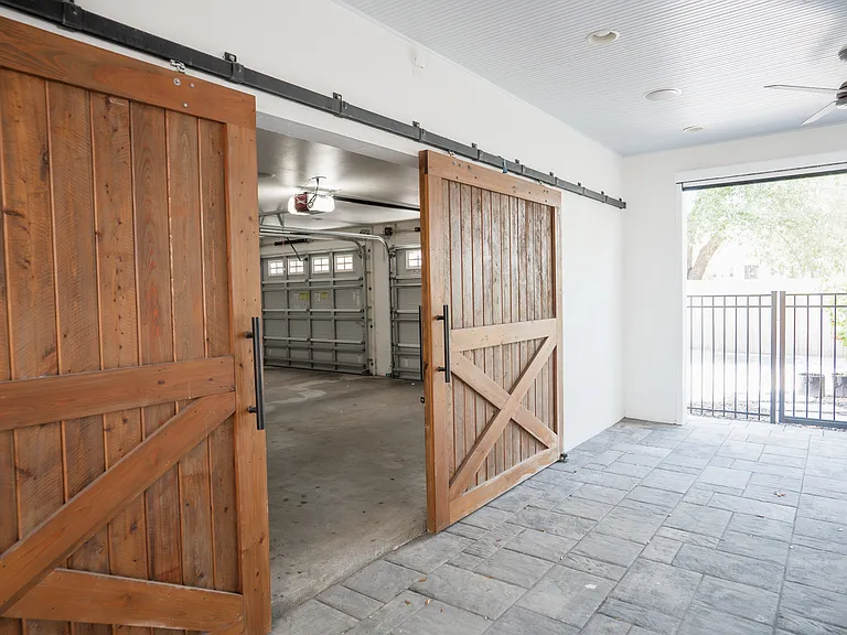 4819 W San Miguel St — Photo 20