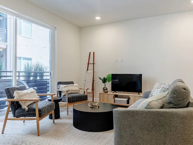 Enso Zen Apartments — Photo 7