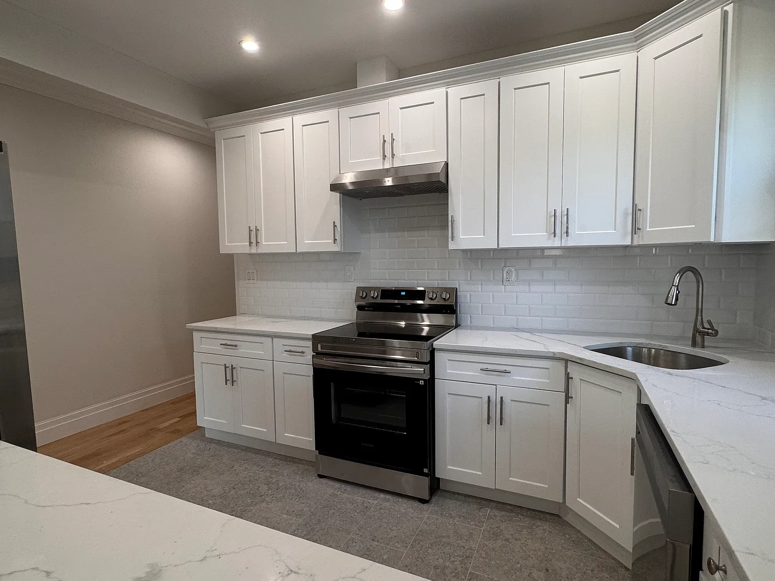 148th Ave, Rosedale — Photo 3