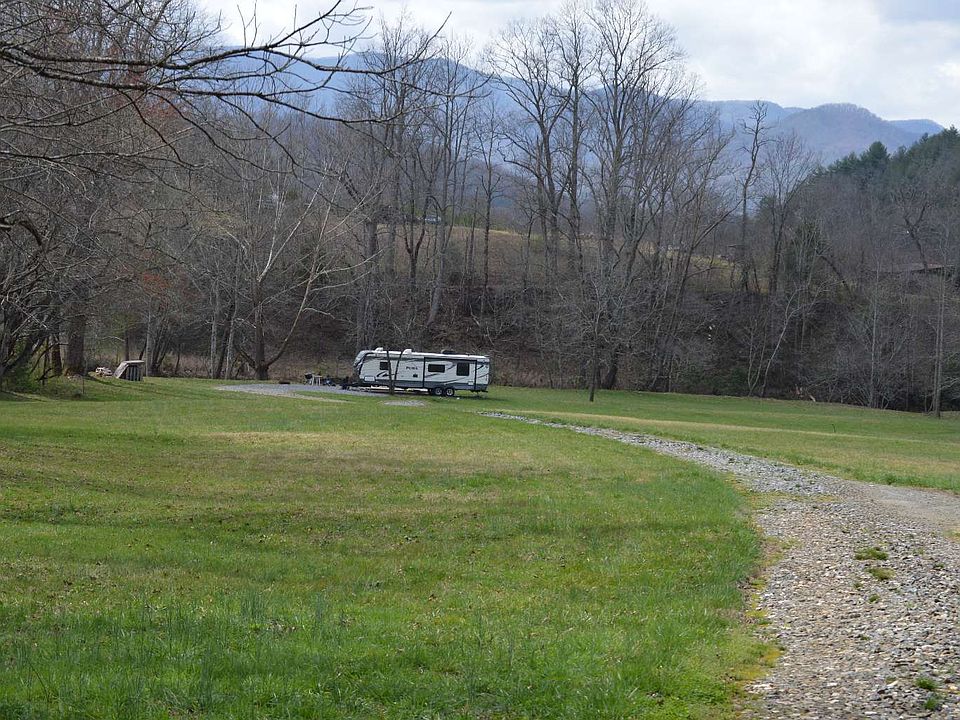 2nd image of Foster Rd