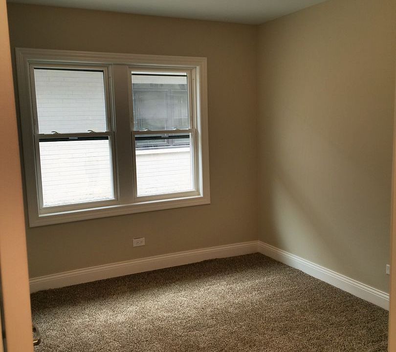 807817 Devon 807817 E Devon Ave Park Ridge IL Zillow