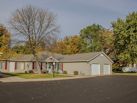 4th image of 108 Ash St W #62