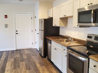 576 South Ave #10, Whitman, MA 02382