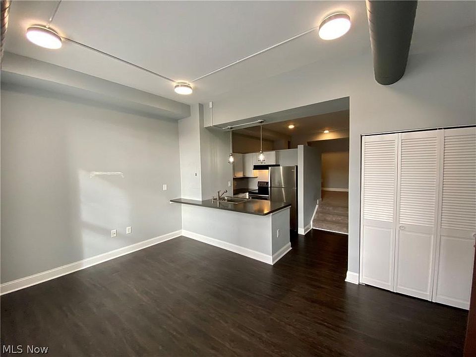1st image of 750 Prospect Ave E APT 603