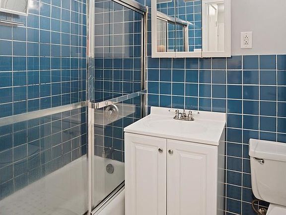 5th image of 77 E 12th St APT 5A