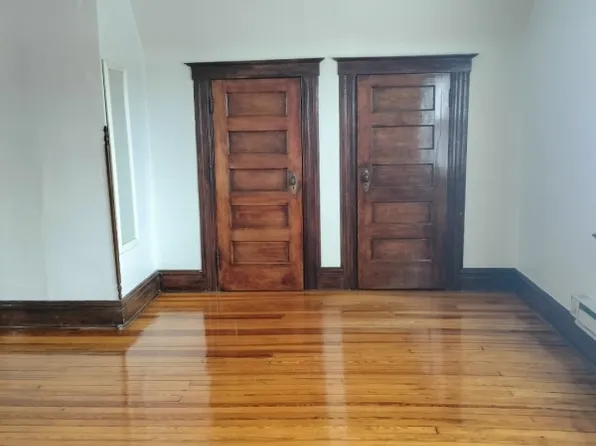 41 Watson Ave, East Orange, NJ 07018