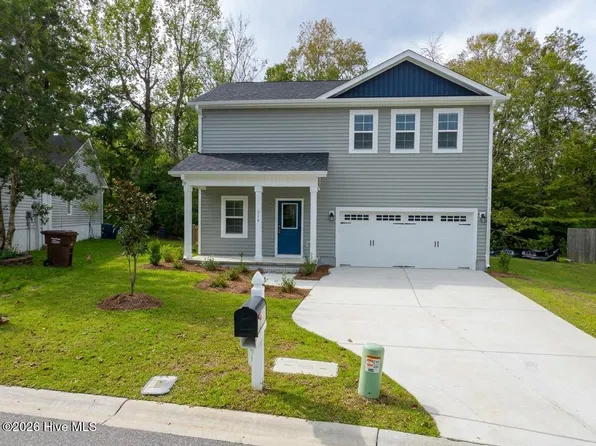 214 Hayden Place, Jacksonville, NC 28540