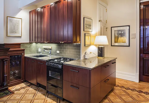 Sold by Stribling | media 1
