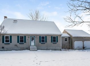 11 Melanie Ln, Colchester, CT 06415