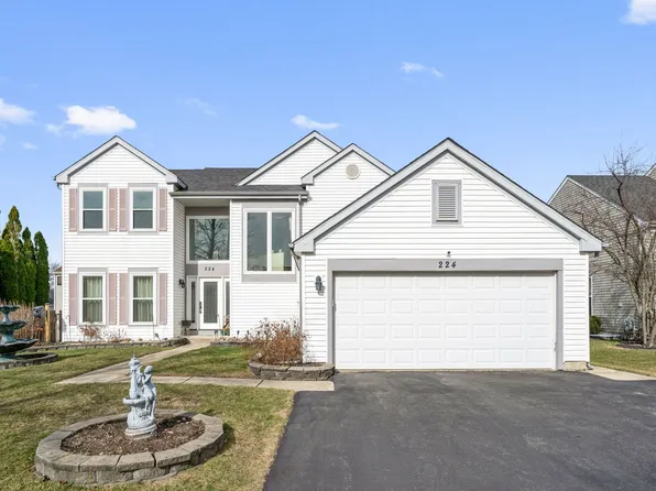 224 Cedarfield Dr, Bartlett, IL 60103