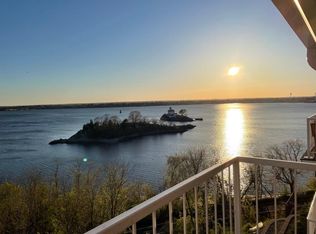 35 Bullocks Point Ave APT 6C, Riverside, RI 02915