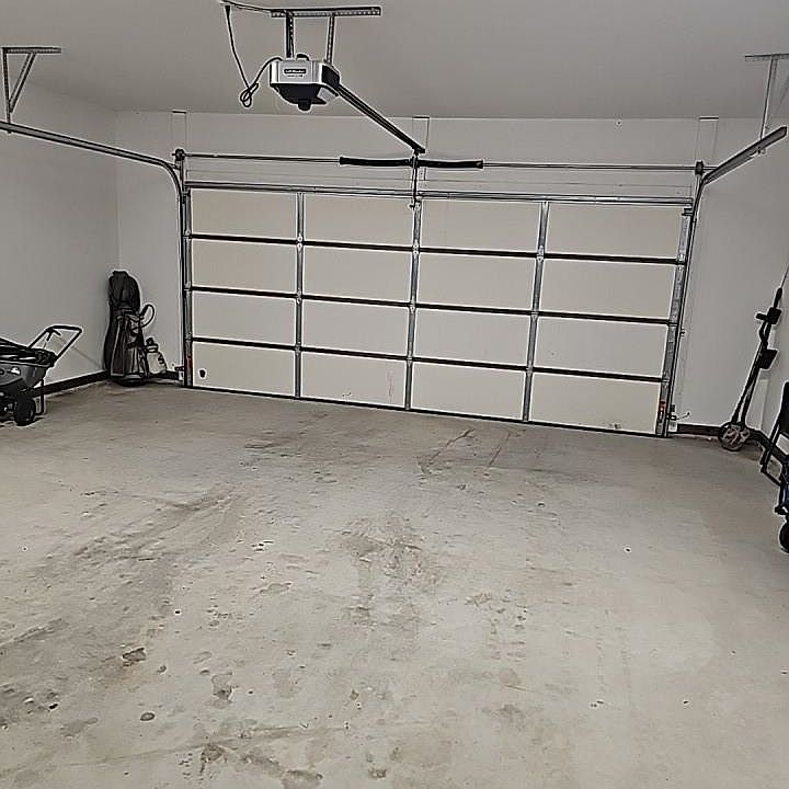 1st image of 404 Hannah Ave