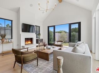 7841 Stewart Ave, Los Angeles, CA 90045