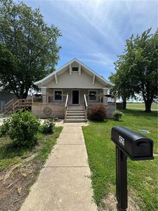 421 W Madison Ave, Chrisman, IL, 61924