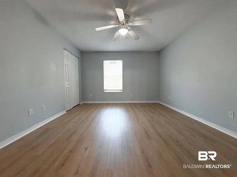 5652 Dee St #A — Photo 20