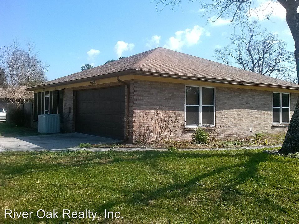 1st image of 2381 Stonehaven Ct E