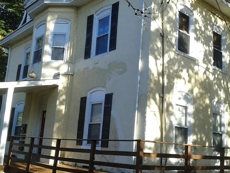 5353 Magnolia St #1 — Photo 3