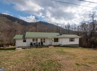 5834 Sweetwater Rd, Robbinsville, NC 28771