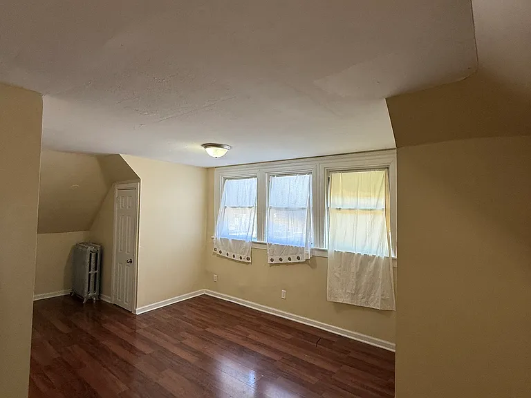 104 Sherman Ave #9 — Photo 7