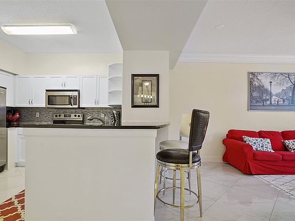 5th image of 10435 Midtown Pkwy Unit 315